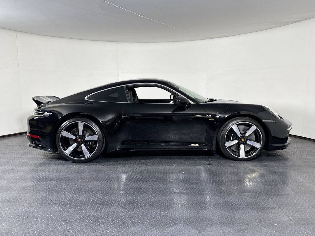 Certified 2023 Porsche 911 Sport Classic RWD image 8