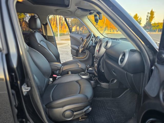 Used 2011 MINI Cooper Countryman S image 28