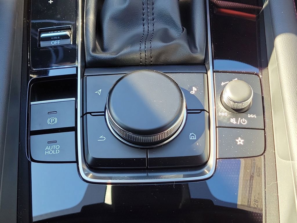 New 2026 MAZDA MAZDA3 Carbon image 31