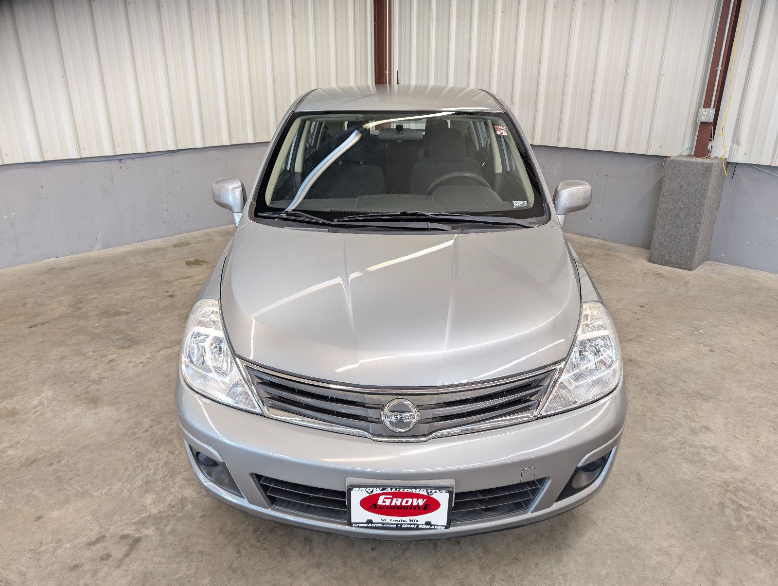 Used 2011 Nissan Versa 1.8 S w/ Plus Pkg FWD image 9