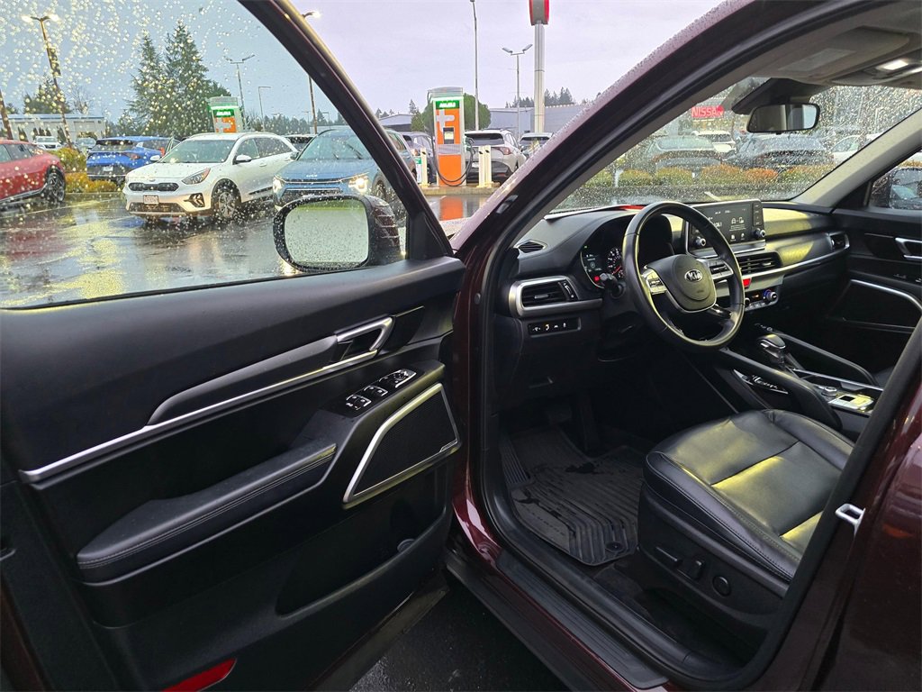 Used 2020 Kia Telluride S w/ S 8 Passenger Seating Package image 7