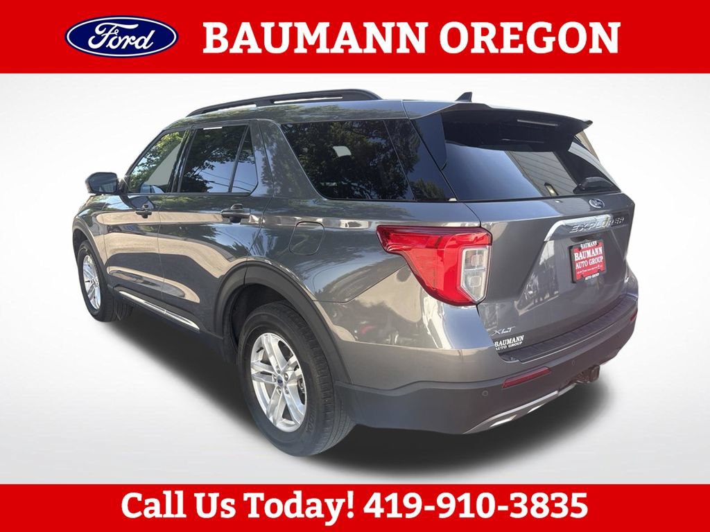 Used 2023 Ford Explorer XLT w/ Equipment Group 202A AWD/4WD image 5