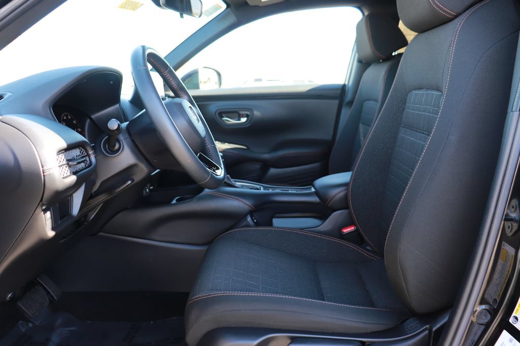 Used 2024 Honda HR-V Sport image 10