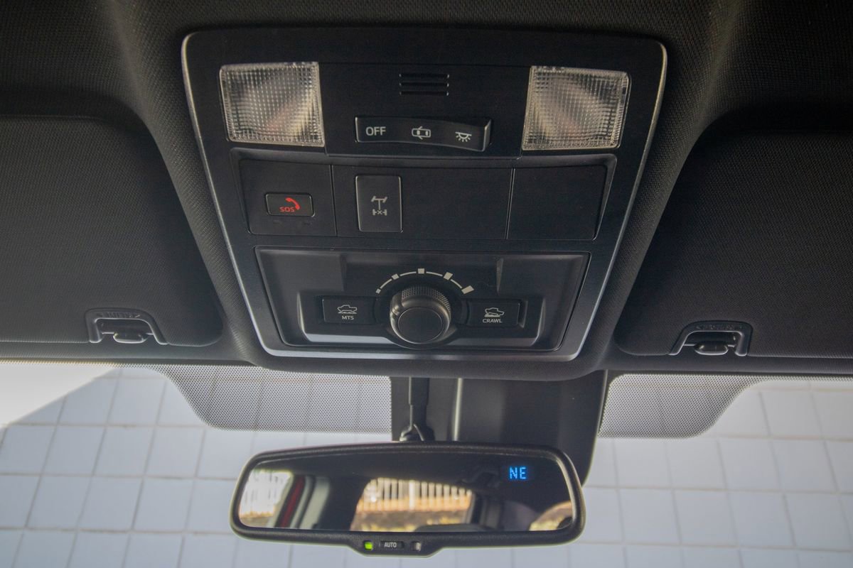 Used 2022 Toyota Tacoma TRD Off-Road image 38