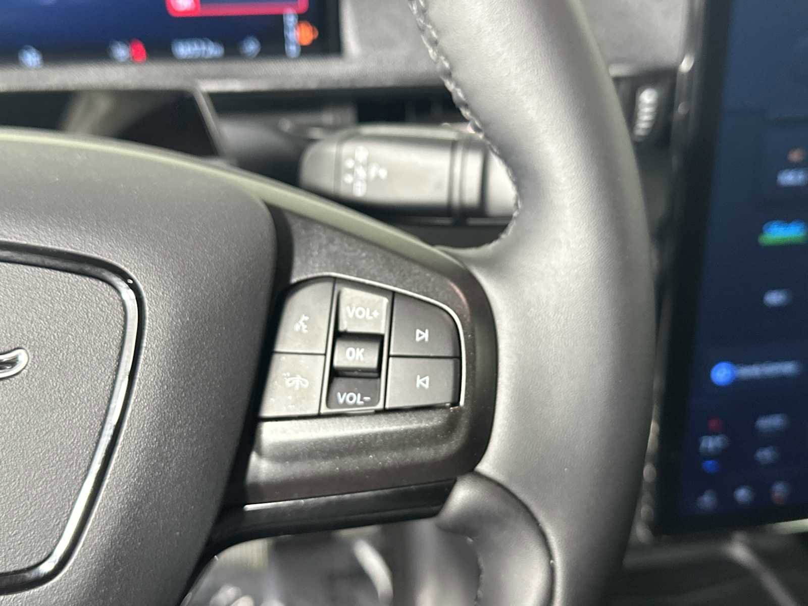 Used 2025 Ford Mustang Mach-E Premium AWD/4WD image 29