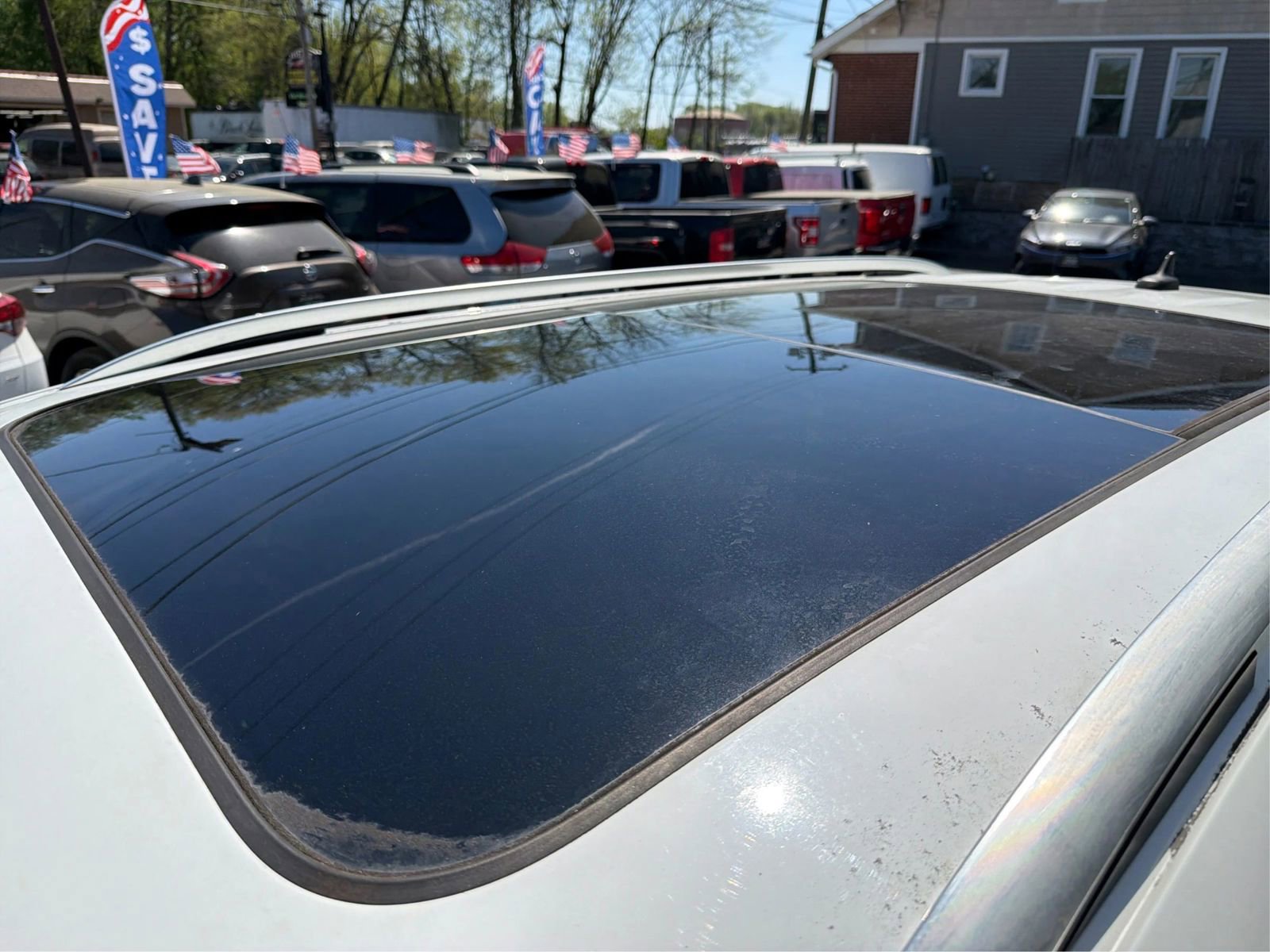 Used 2018 Volkswagen Tiguan SEL image 12