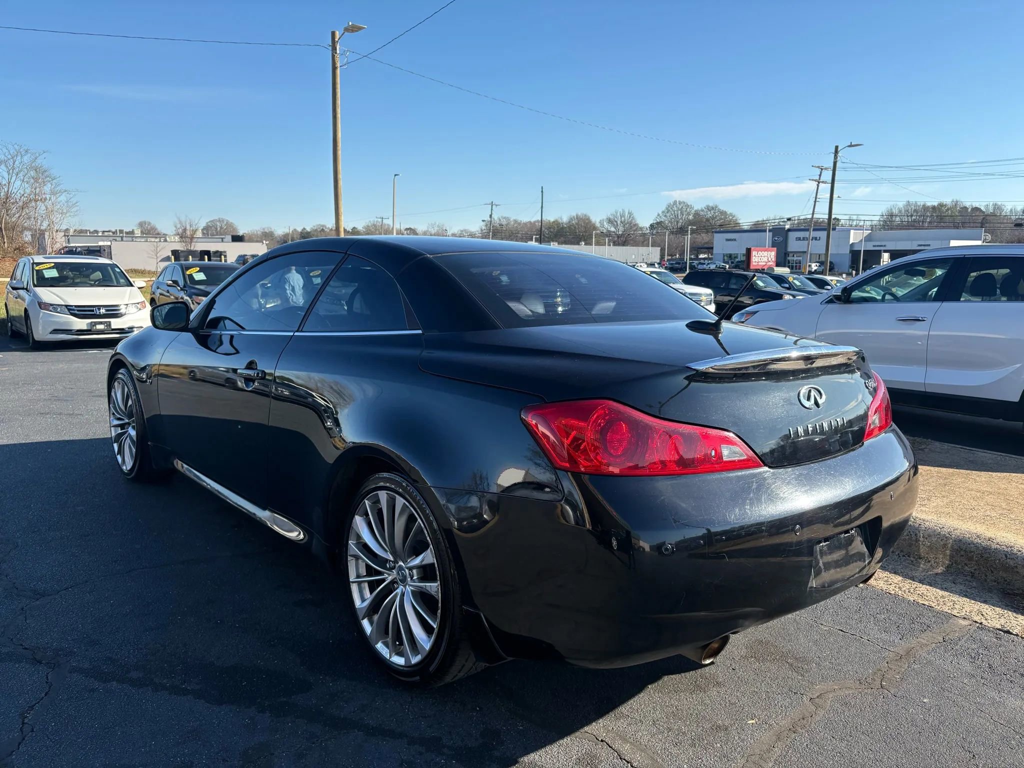 Used 2014 INFINITI Q60 Convertible 2D w/ Premium Package image 5