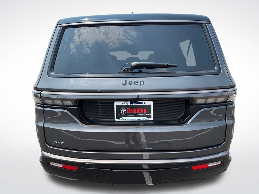 New 2026 Jeep Grand Wagoneer L Summit AWD/4WD image 4