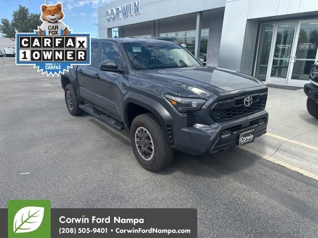 Used 2025 Toyota Tacoma TRD Off-Road AWD/4WD image 1