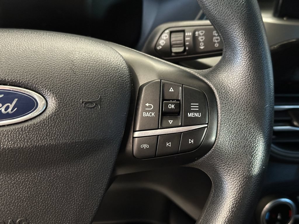 Used 2025 Ford Escape Active AWD/4WD image 11