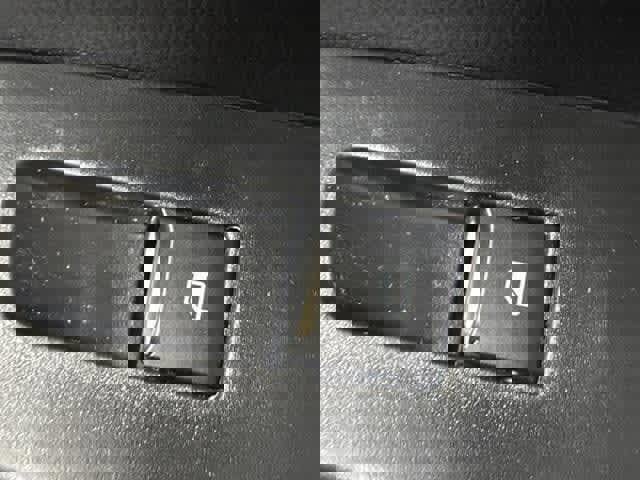 New 2025 Ford Escape ST-Line w/ Cold Weather Package image 30