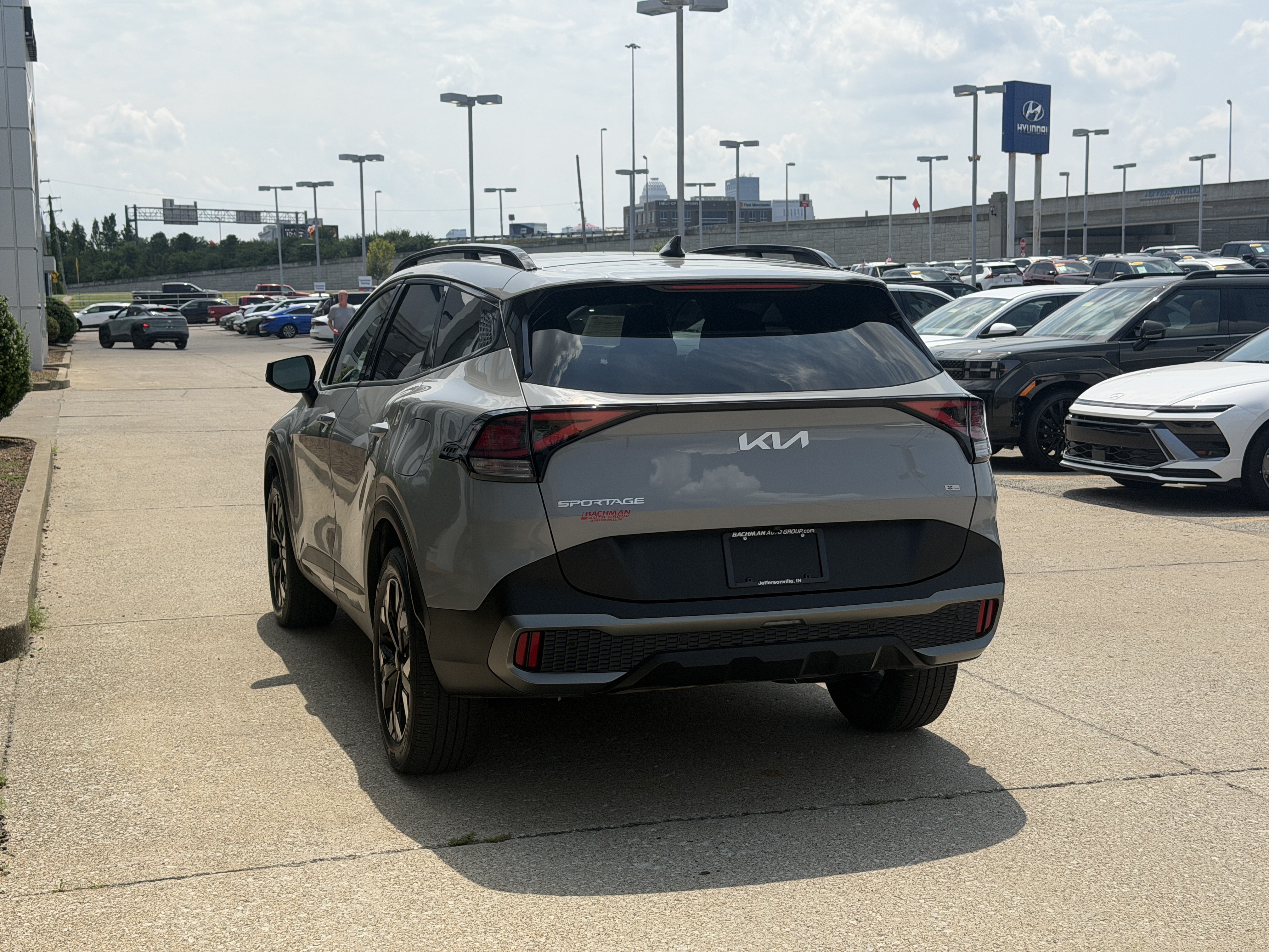 Used 2023 Kia Sportage X-Line w/ X-Line Premium Package AWD/4WD image 7