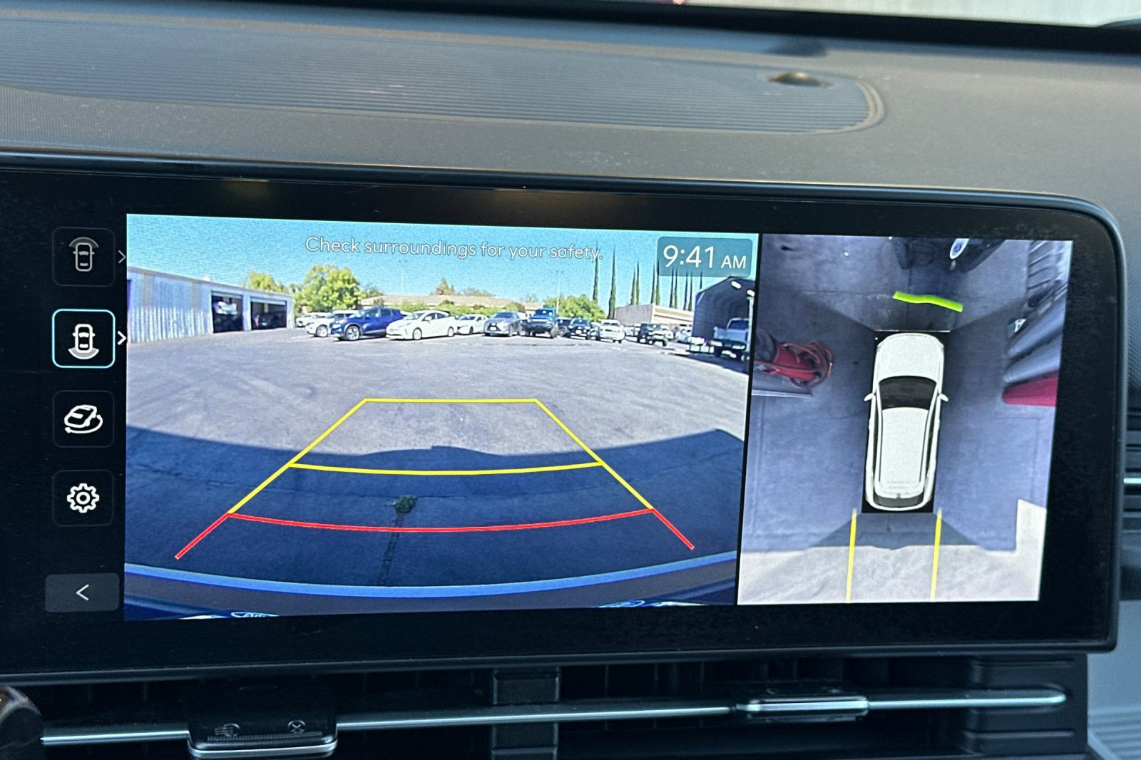 Used 2024 Hyundai Kona Limited FWD image 19