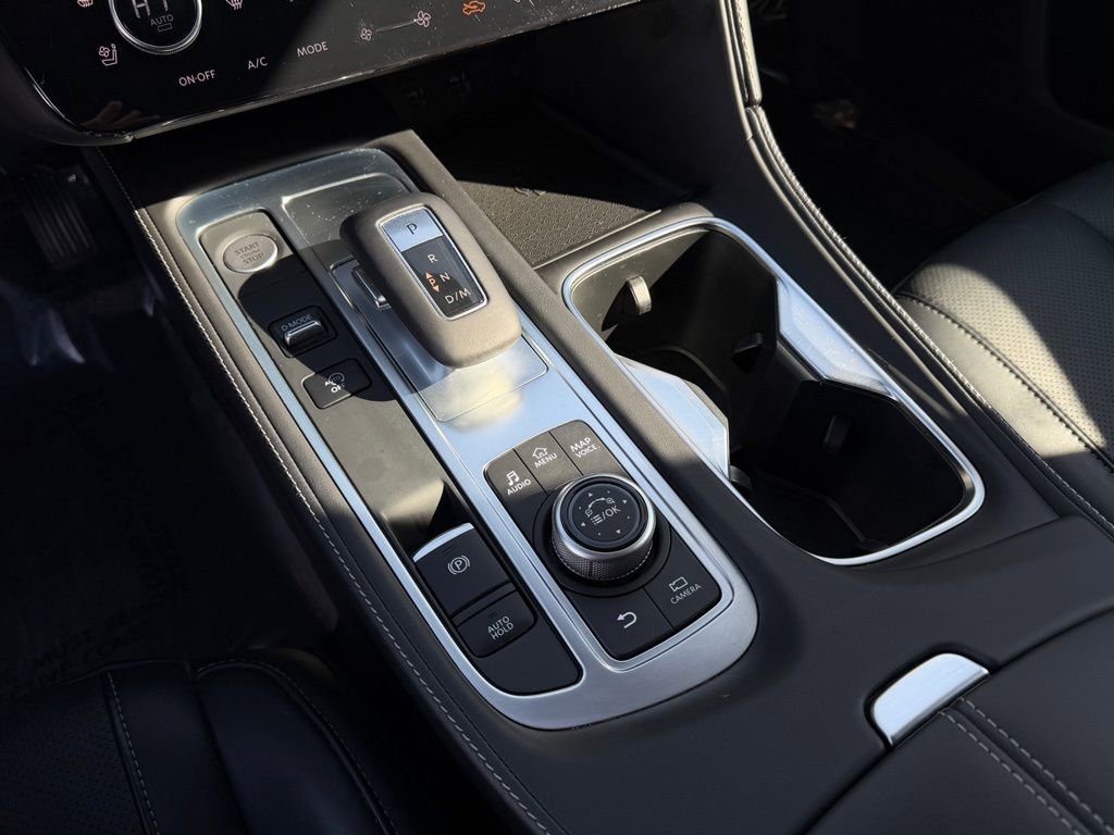 Used 2025 INFINITI QX60 Luxe image 41