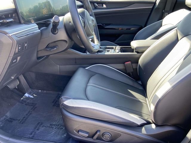 New 2025 Kia K5 GT-Line FWD image 10