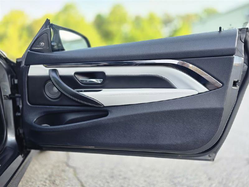 Used 2015 BMW M4 Coupe image 33