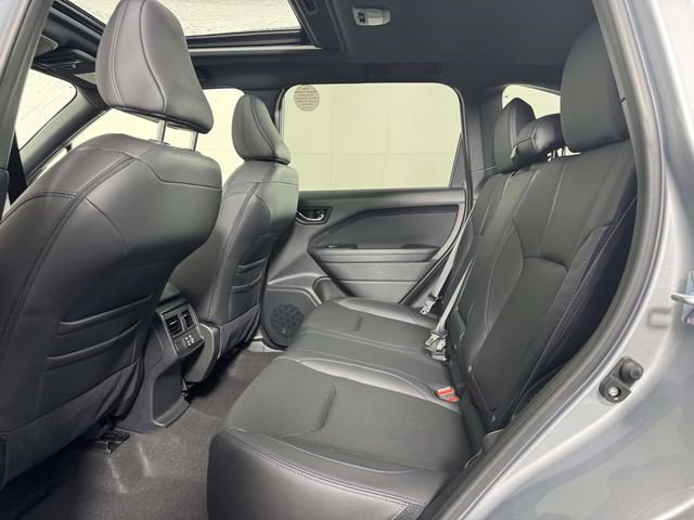 Certified 2025 Subaru Forester Limited image 31