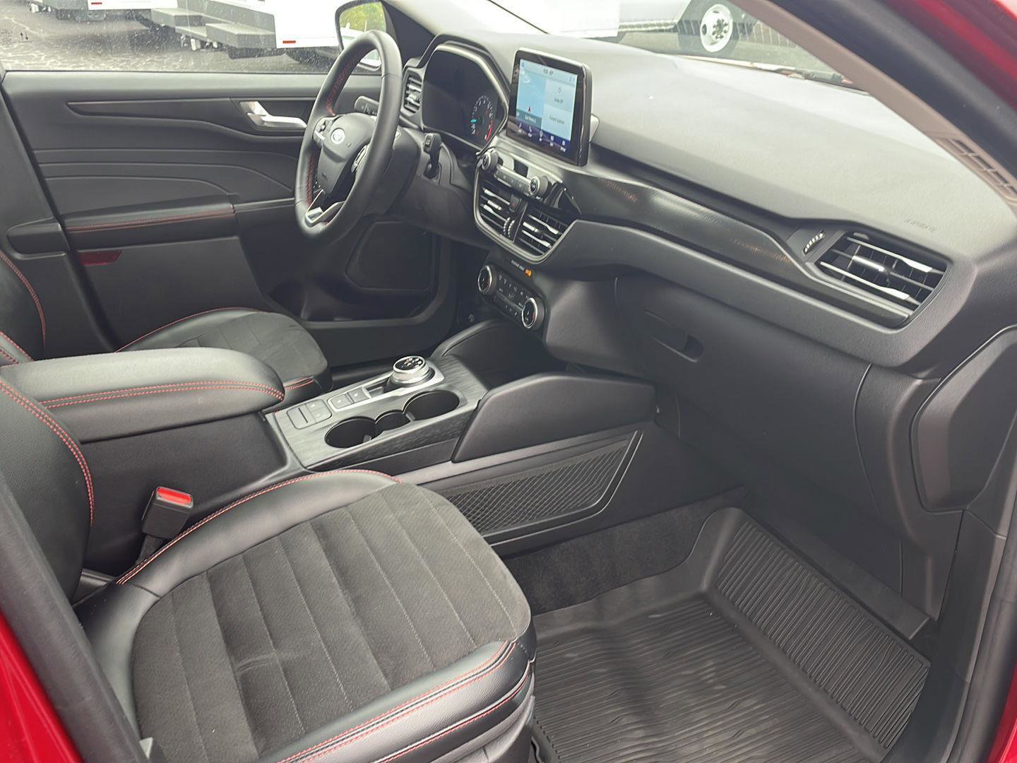 Used 2022 Ford Escape SEL w/ SEL Stealth AWD Package image 28