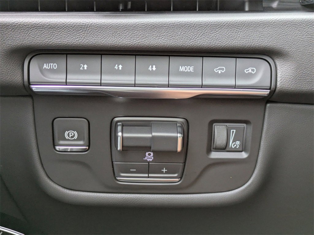 Used 2025 Cadillac Escalade Sport w/ Touring Package image 26