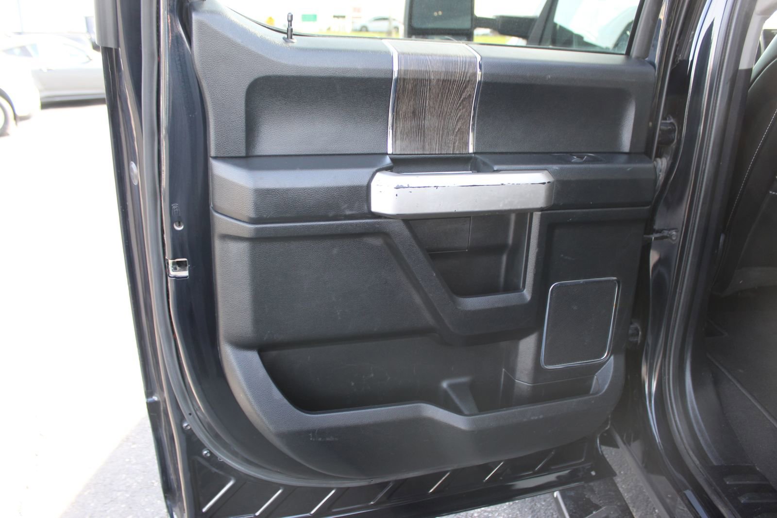 Used 2021 Ford F250 Lariat image 23