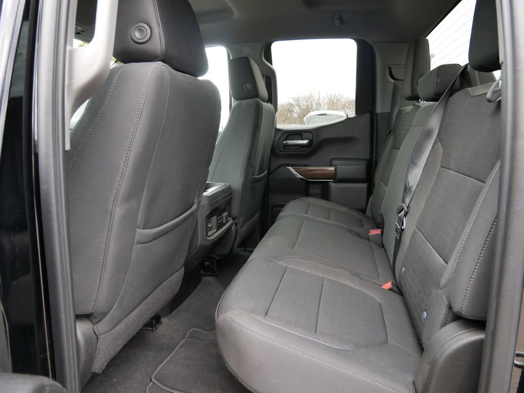 Used 2020 Chevrolet Silverado 1500 RST AWD/4WD image 16