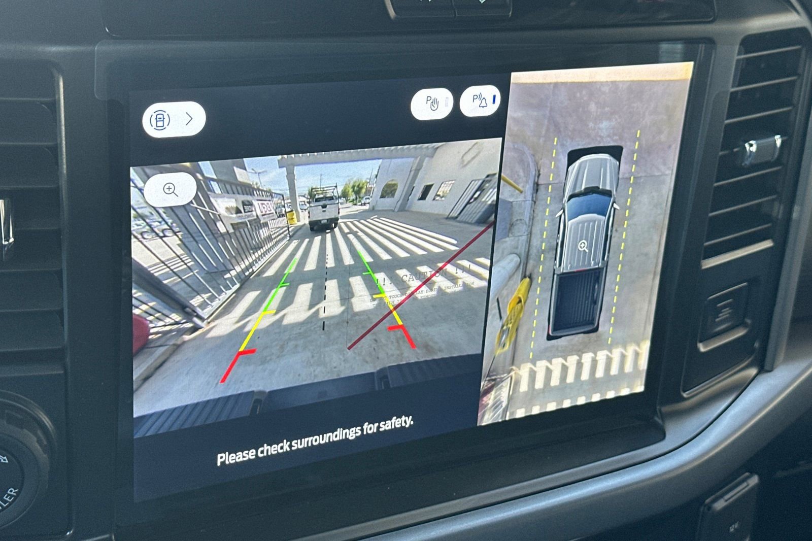 New 2026 Ford F150 XLT w/ Equipment Group 302A MID image 19