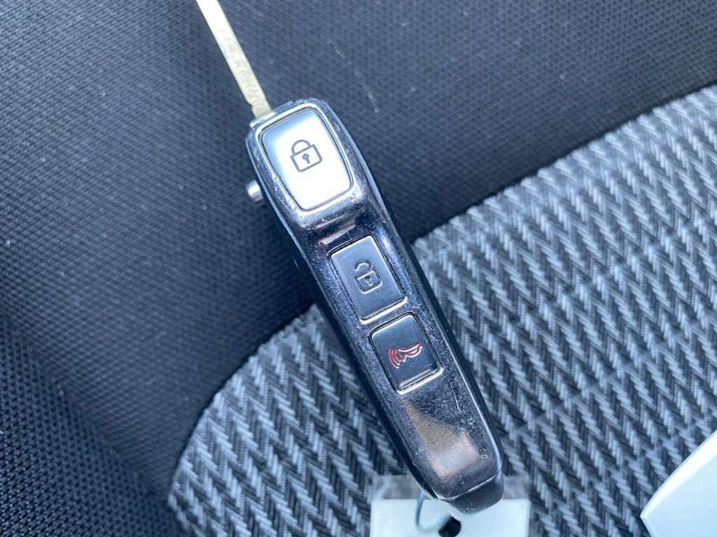 Certified 2021 Kia Sorento LX image 30