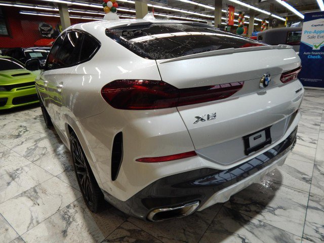 Used 2021 BMW X6 xDrive40i image 9