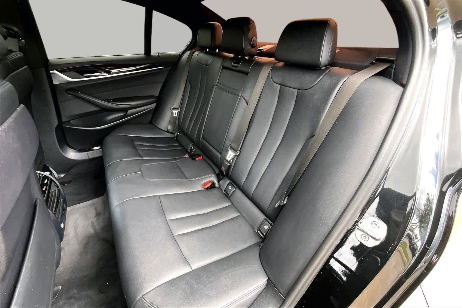 Used 2020 BMW 530i RWD image 21