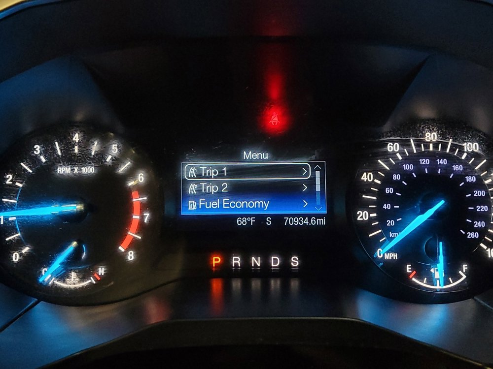 Used 2018 Ford Edge SEL image 23