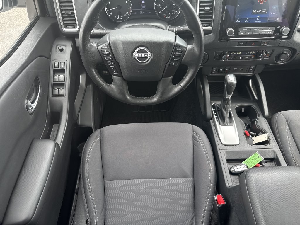 Used 2023 Nissan Frontier SV w/ SV Convenience Package RWD image 14