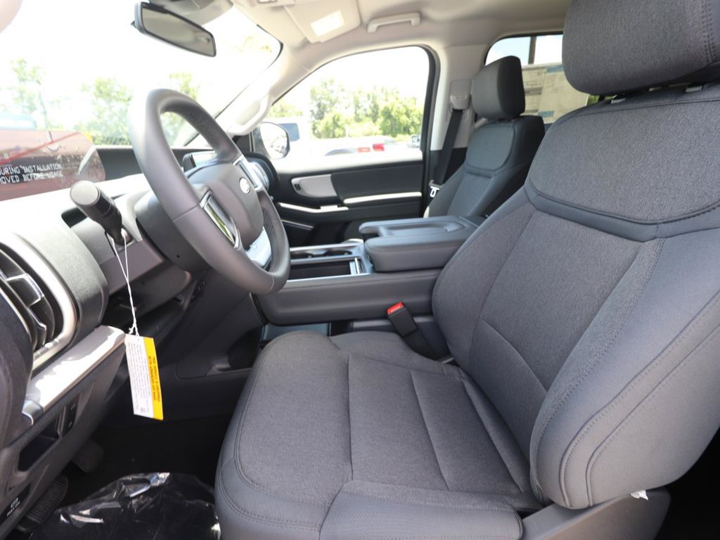 New 2027 Ford Expedition Active RWD image 2
