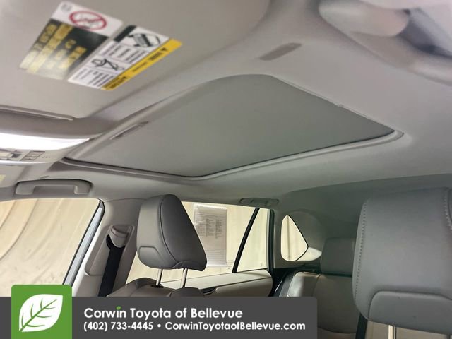 Used 2023 Toyota RAV4 XLE Premium image 24