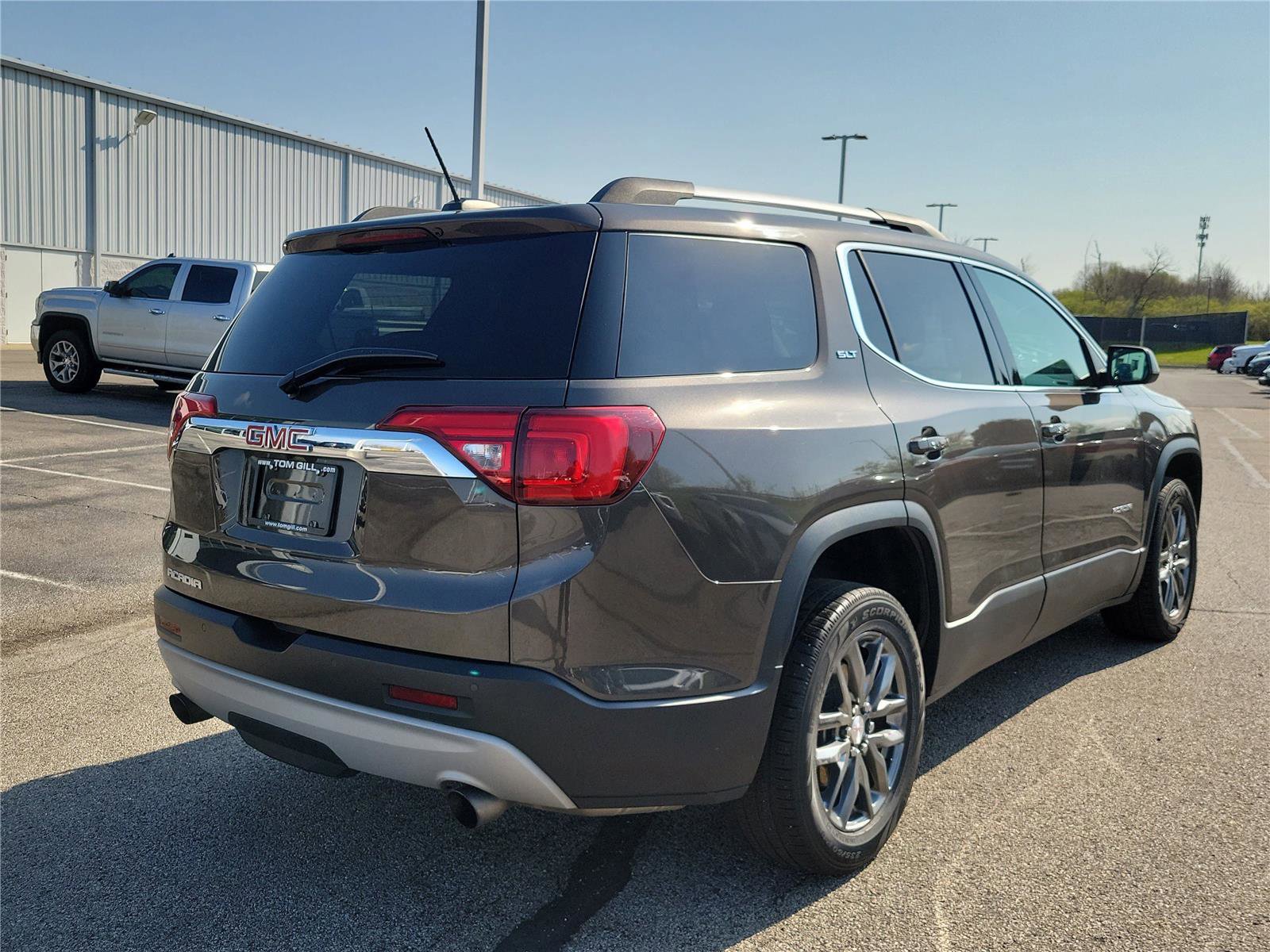 Used 2019 GMC Acadia SLT image 5