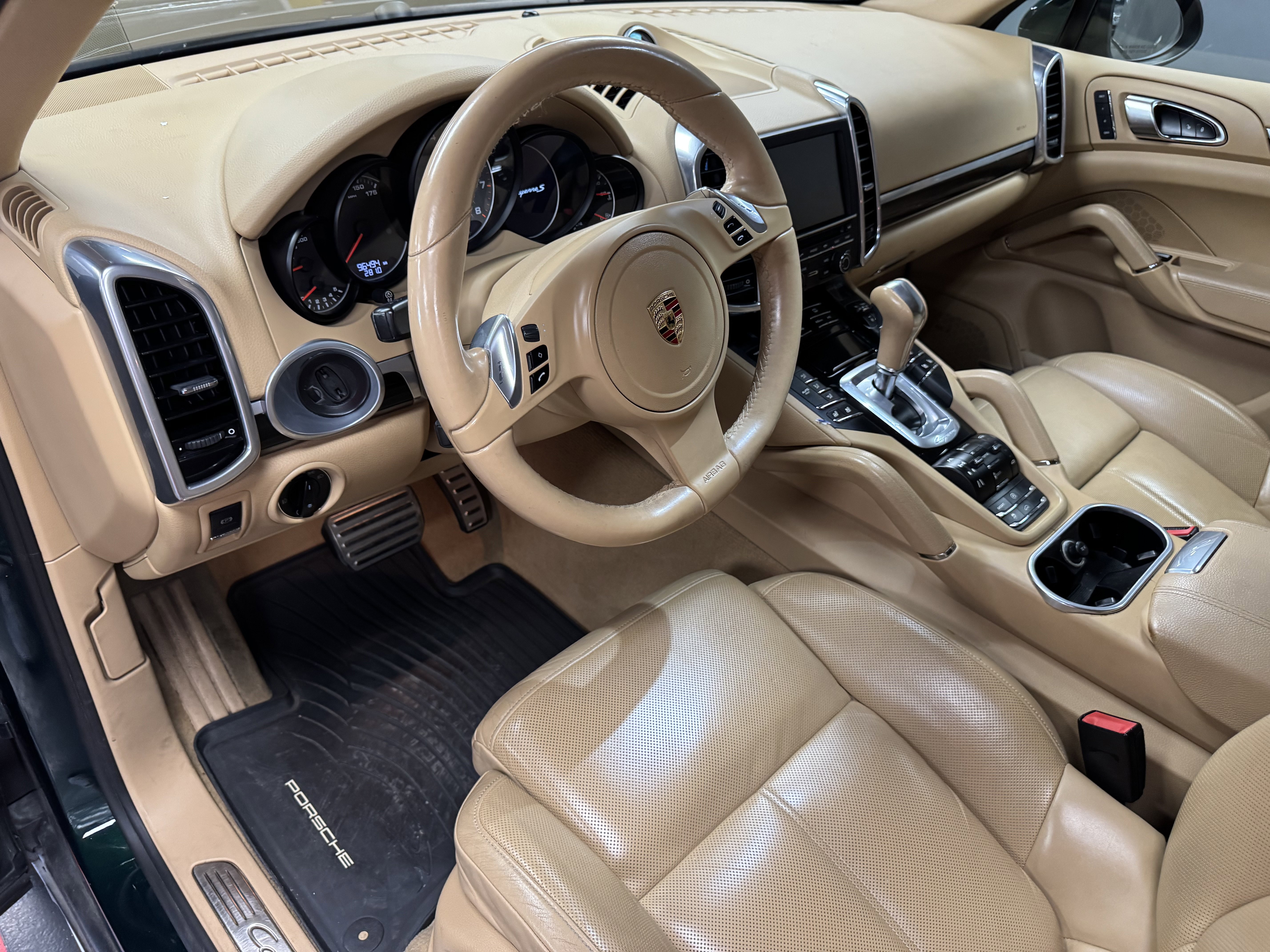 Used 2012 Porsche Cayenne S AWD/4WD image 16