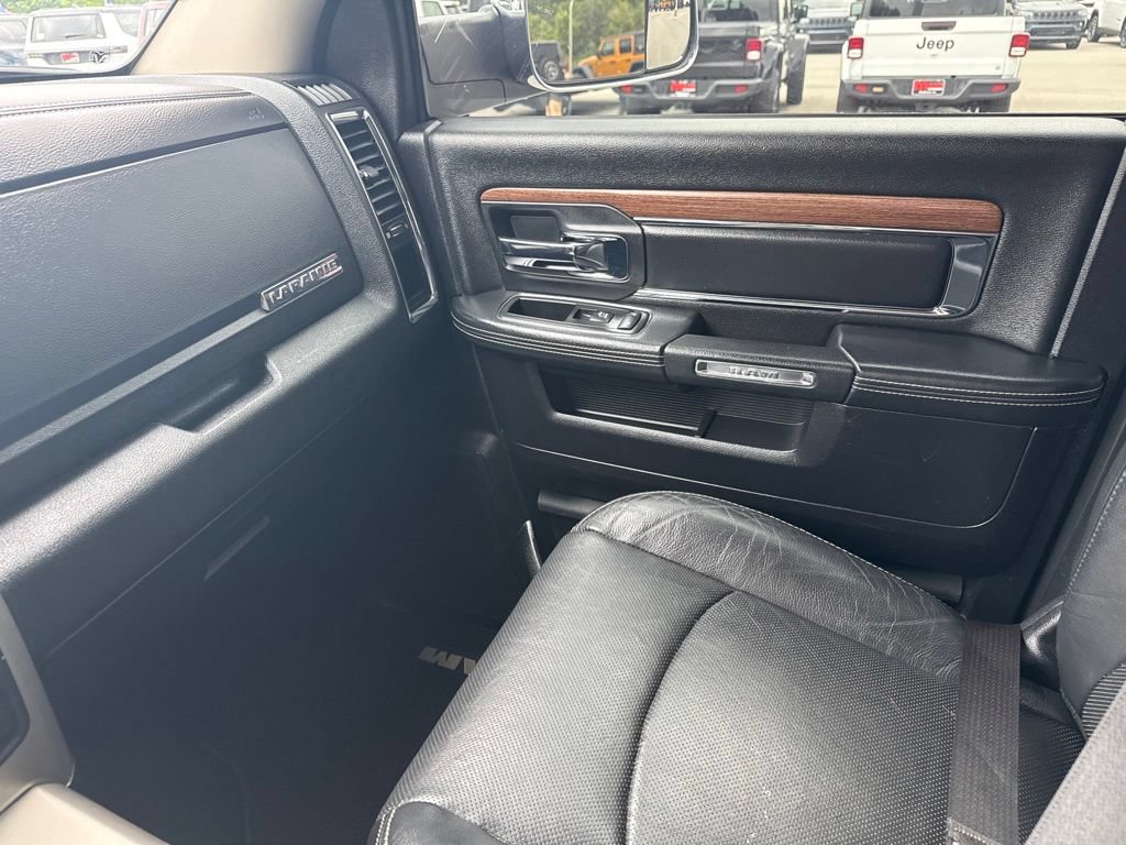 Used 2014 RAM 2500 Laramie w/ Convenience Group AWD/4WD image 17