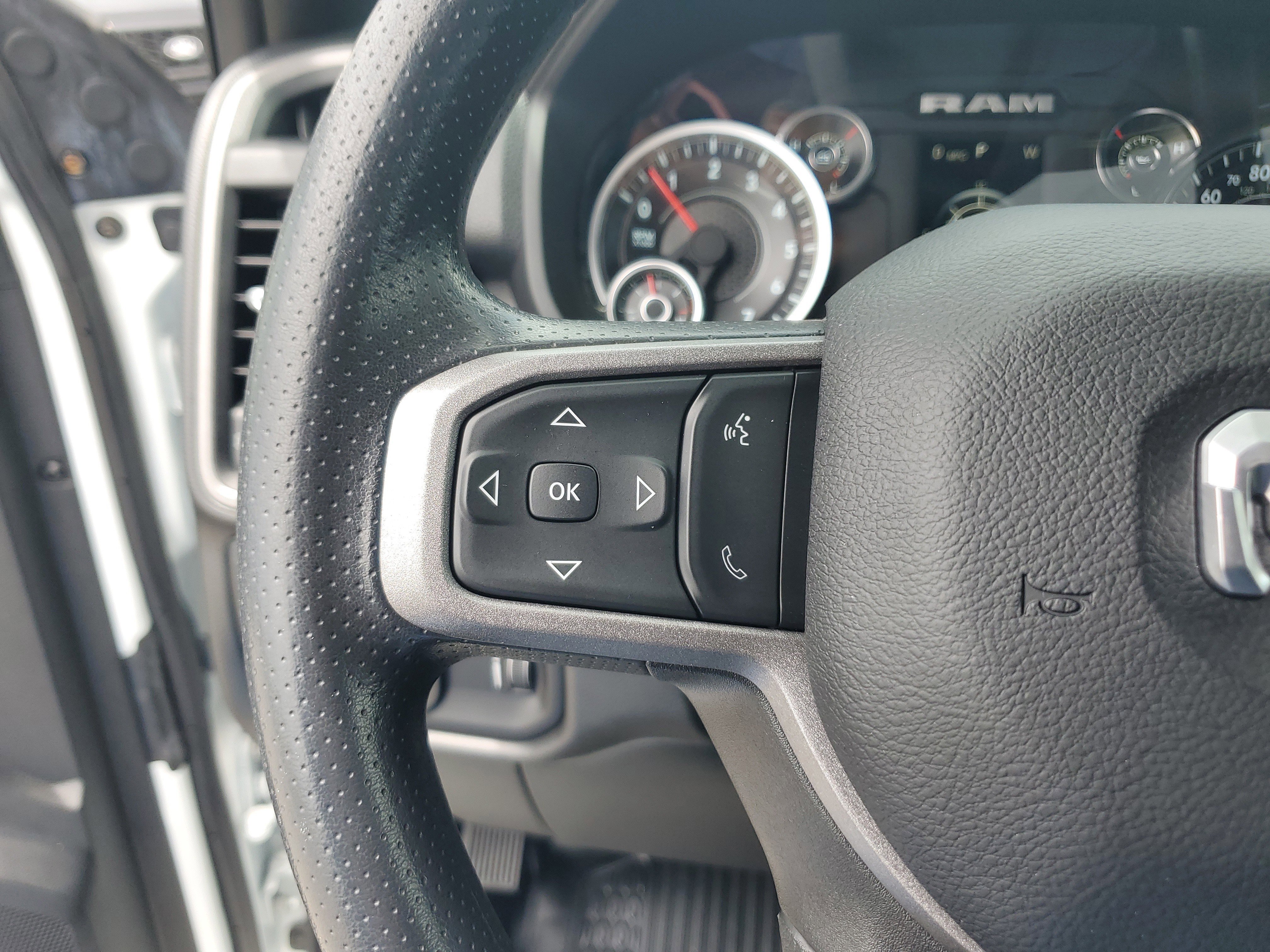 Used 2024 RAM 2500 Tradesman w/ Chrome Appearance Group image 19