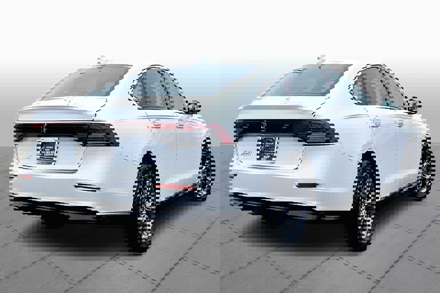 Used 2023 Honda Accord EX image 11