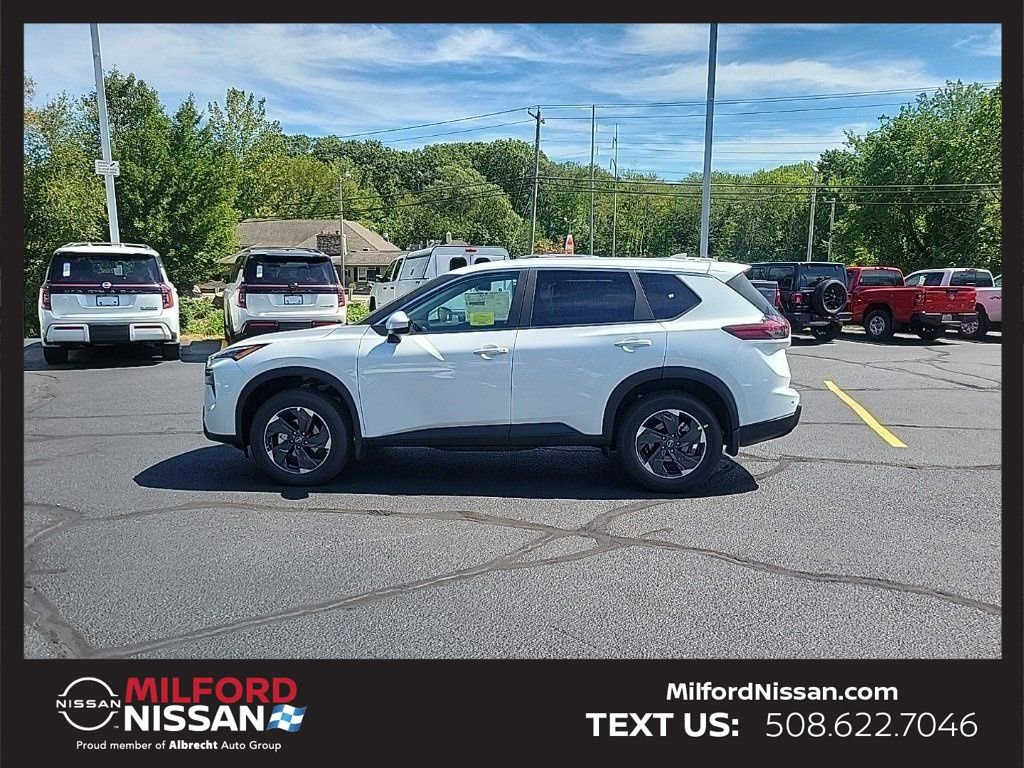 New 2026 Nissan Rogue SV w/ Cold Weather Package