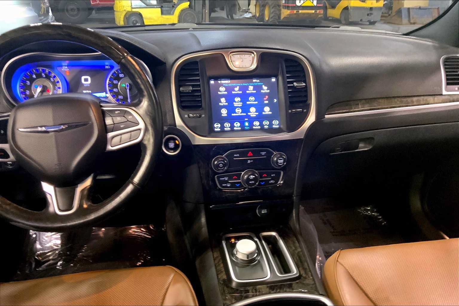 Used 2018 Chrysler 300 Limited w/ Light Group AWD/4WD image 7