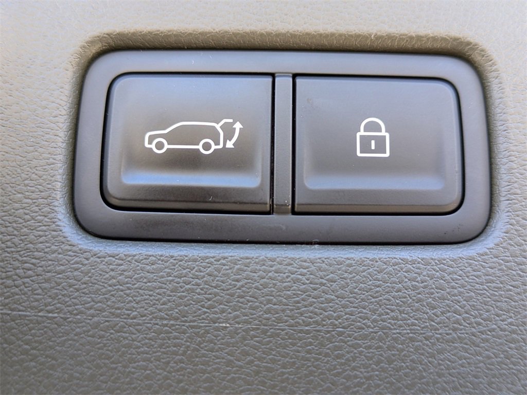 Used 2024 Hyundai Santa Fe Calligraphy image 13