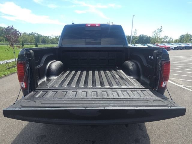 Used 2022 RAM 1500 Warlock AWD/4WD image 10