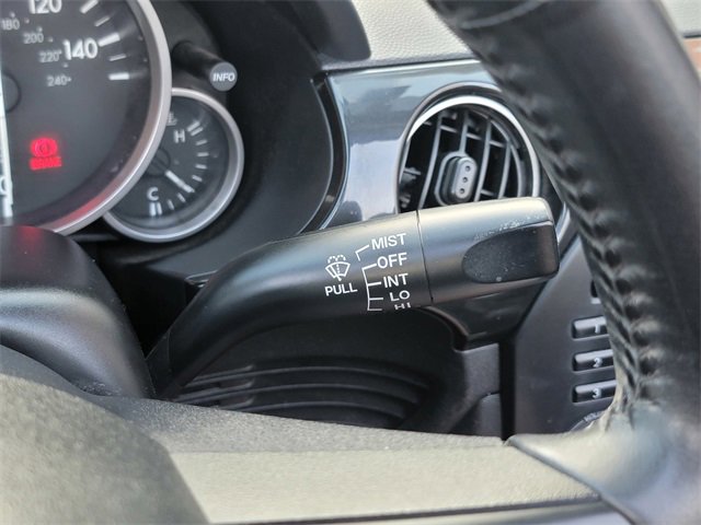 Used 2015 MAZDA MX-5 Miata Sport image 27