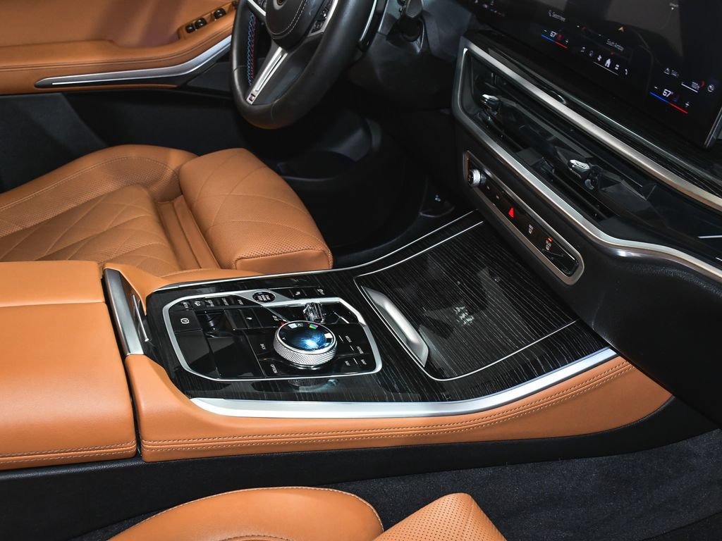 Used 2025 BMW X5 M60i w/ Executive Package AWD/4WD image 65