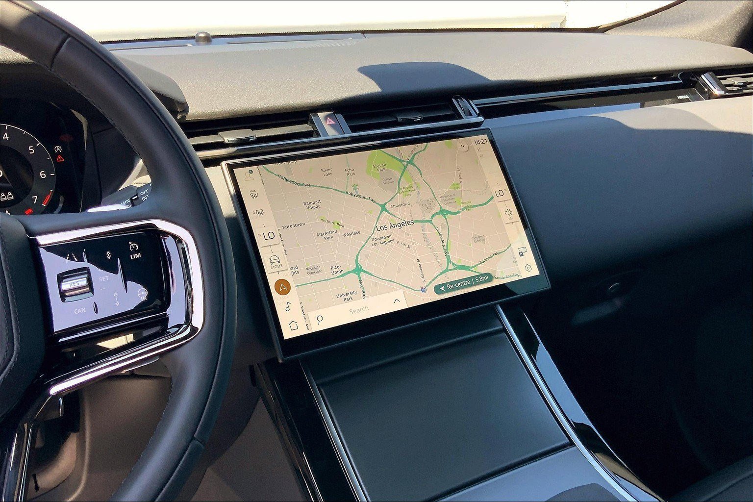 New 2026 Land Rover Range Rover Velar S image 7