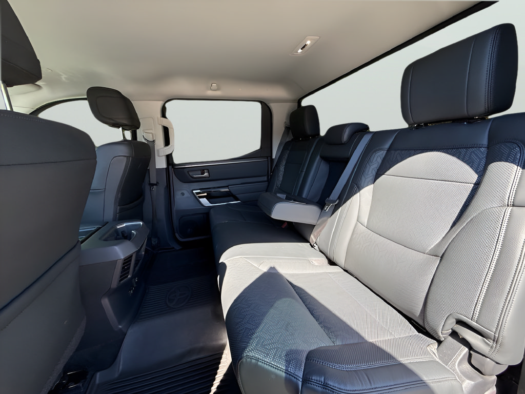 Used 2023 Toyota Tundra Limited AWD/4WD image 11