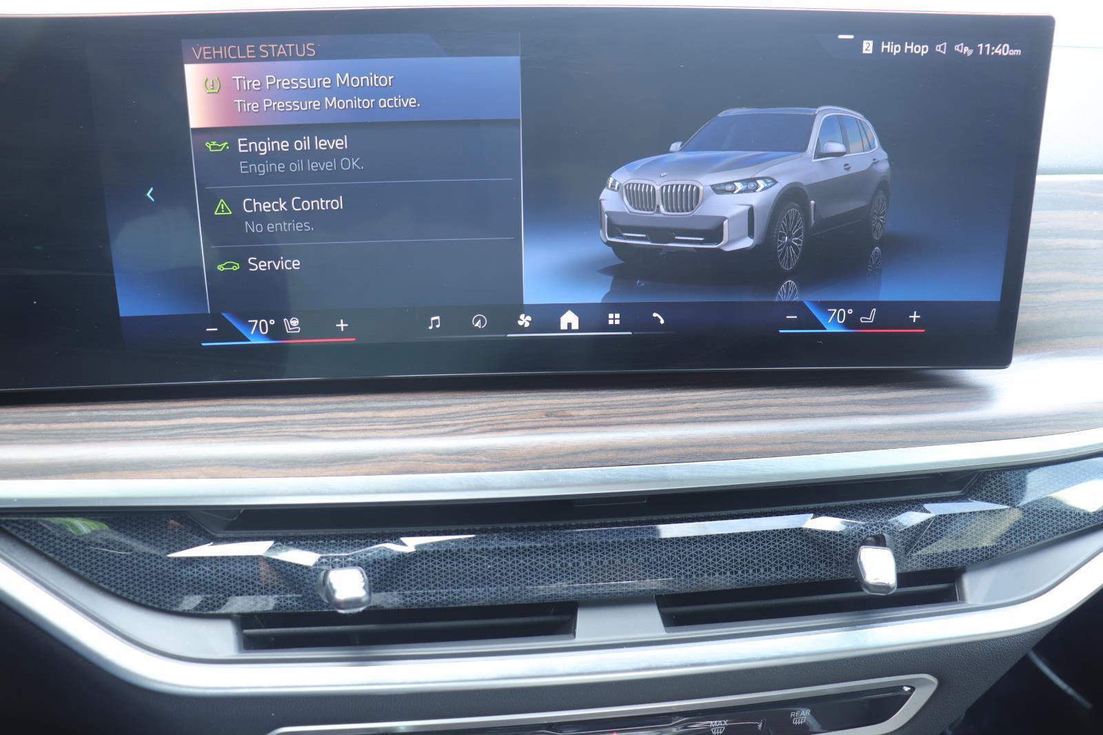 Used 2024 BMW X5 xDrive40i w/ Parking Assistance Package image 33