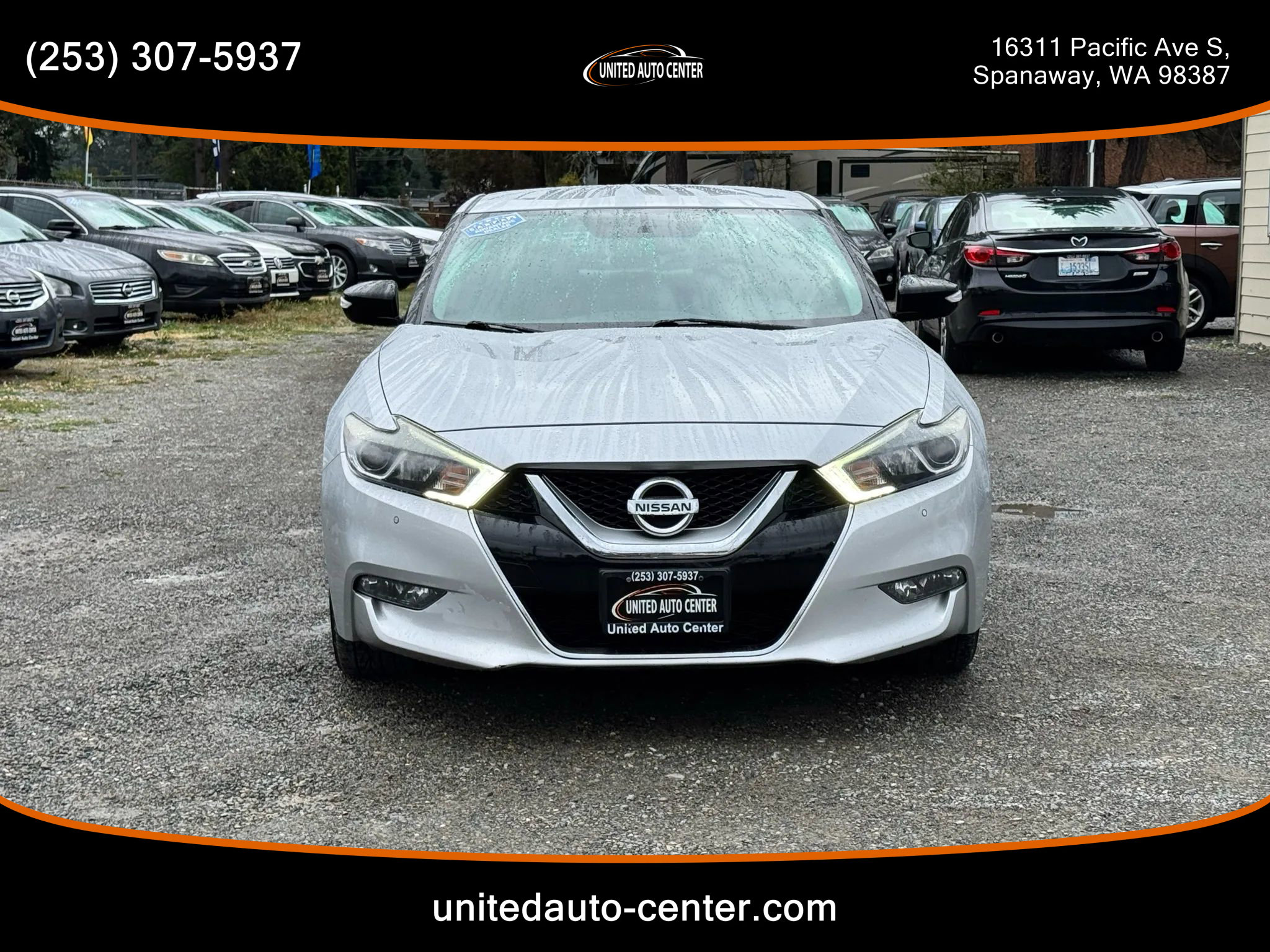 Used 2017 Nissan Maxima 3.5 SV image 2