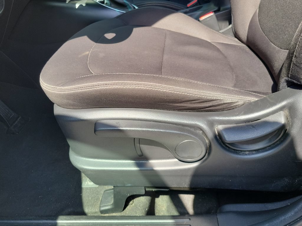 Used 2018 Kia Soul FWD image 14