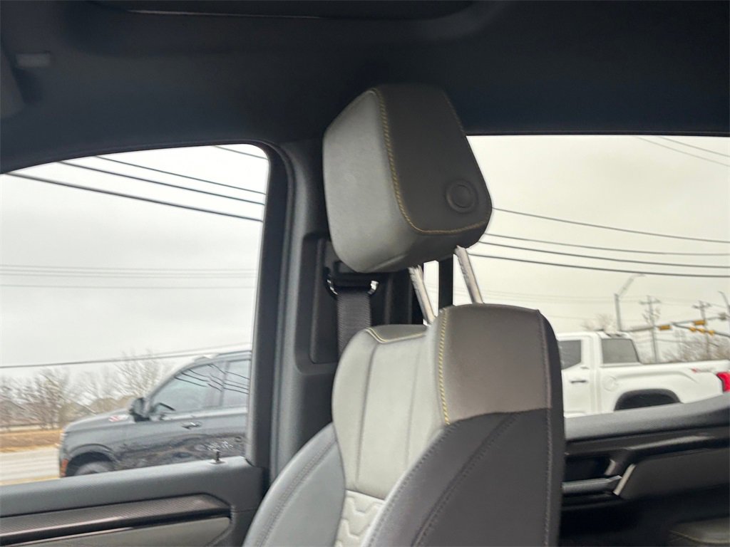 Certified 2025 Chevrolet Silverado 1500 ZR2 w/ Technology Package image 14